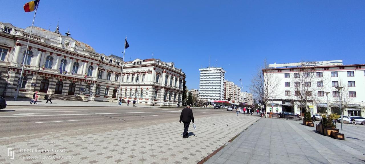 Central City Bacău Eksteriør billede